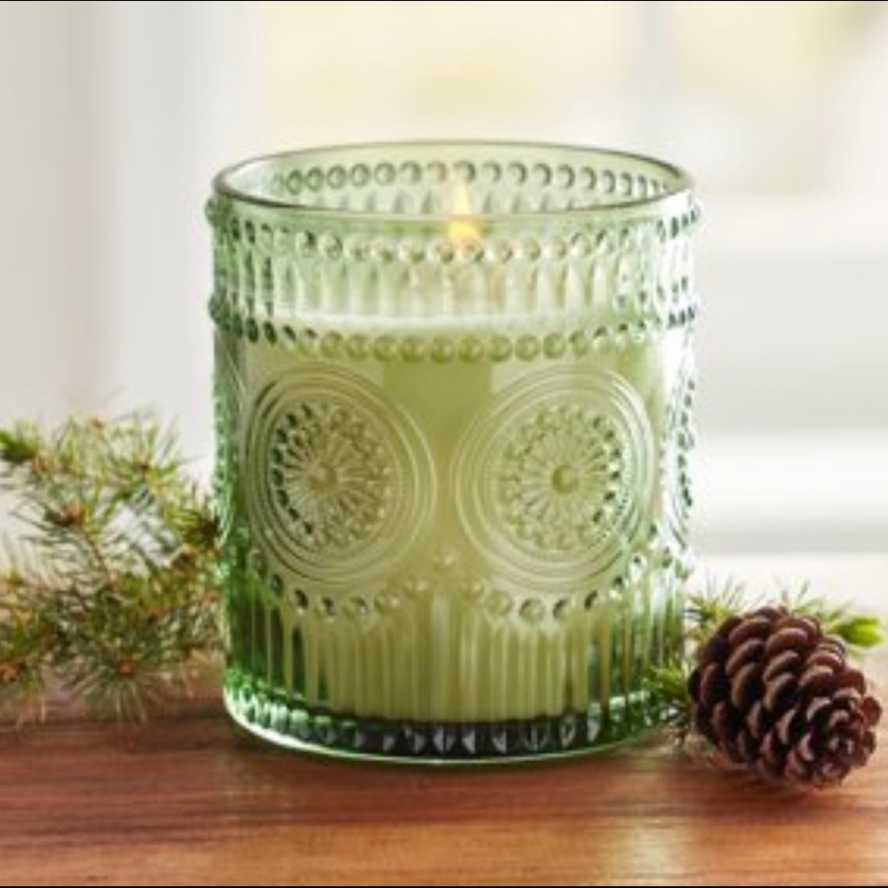 The Pioneer Woman Glass Candle 12oz Fir Tree